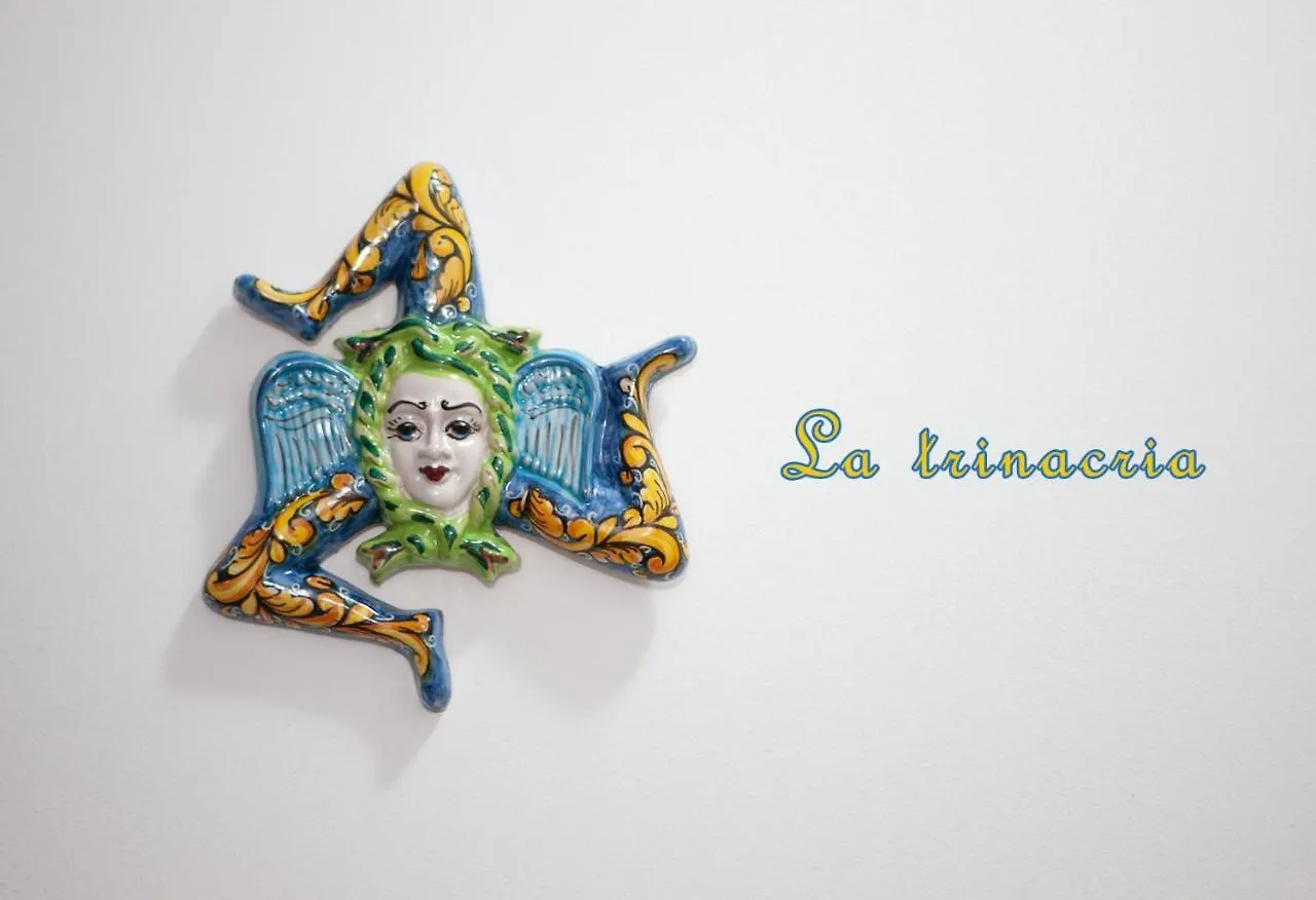 La Trinacria Bed & Breakfast Terrasini